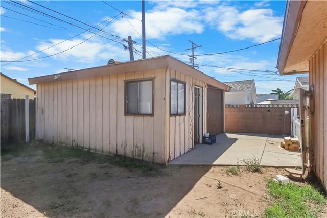 13114 Cordary, Hawthorne, CA 90250