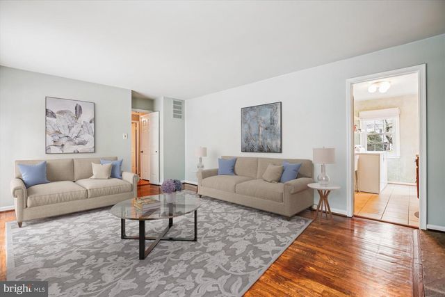 8112 BUCKSPARK LN E, Potomac, MD 20854