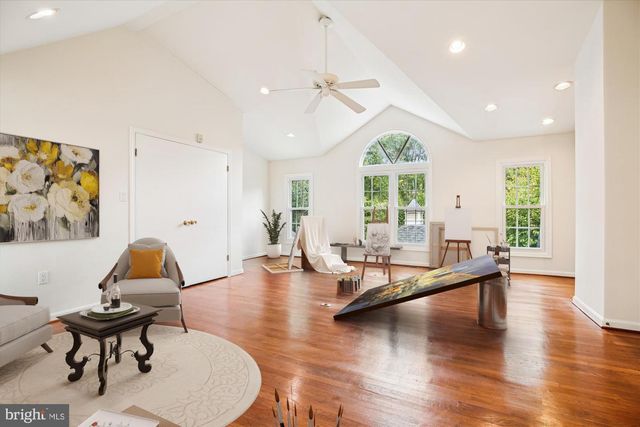 8112 BUCKSPARK LN E, Potomac, MD 20854