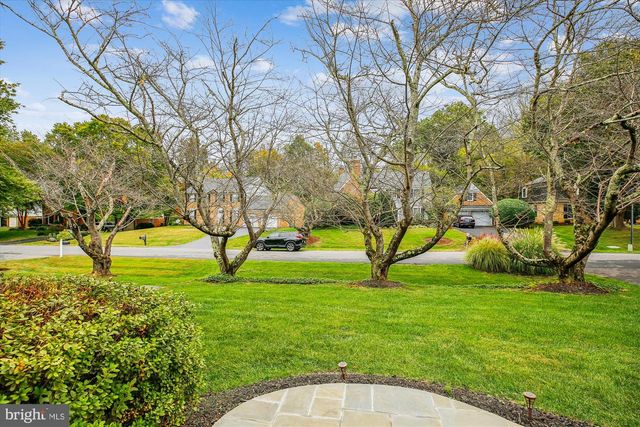 8112 BUCKSPARK LN E, Potomac, MD 20854