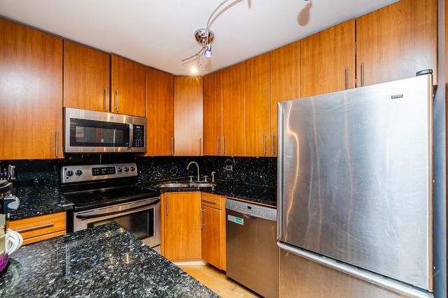 1339 N Dearborn Street 15A, Chicago, IL 60610