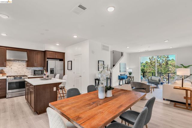 820 E Duane Ave 5, Sunnyvale, CA 94085