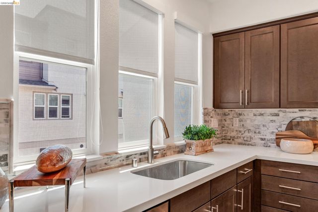 820 E Duane Ave 5, Sunnyvale, CA 94085