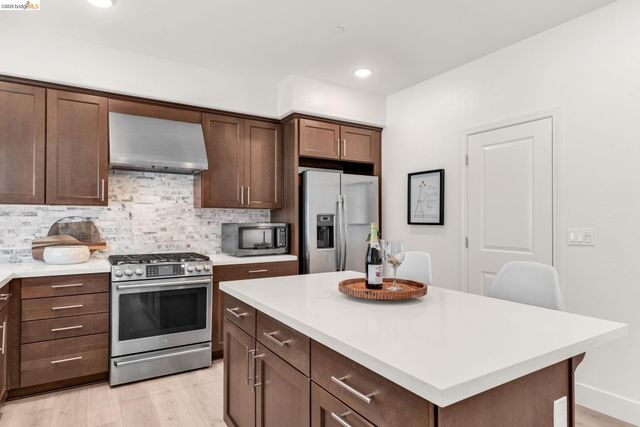 820 E Duane Ave 5, Sunnyvale, CA 94085