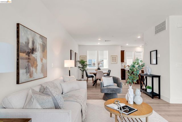 820 E Duane Ave 5, Sunnyvale, CA 94085