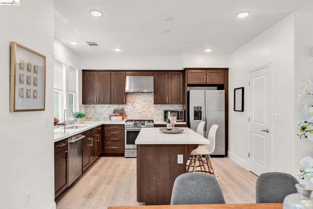 820 E Duane Ave 5, Sunnyvale, CA 94085