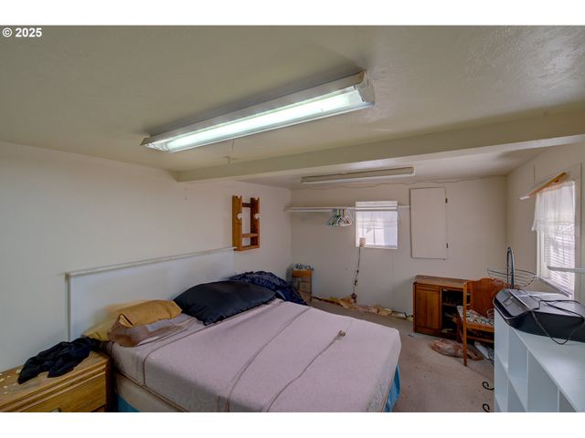 35539 LITTLE WALLUSKI Ln, Astoria, OR 97103