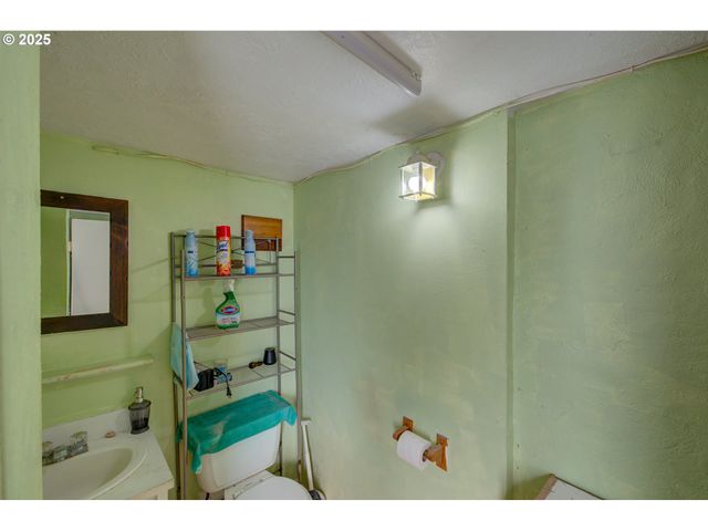 35539 LITTLE WALLUSKI Ln, Astoria, OR 97103