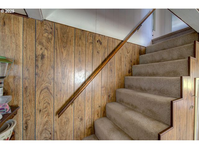 35539 LITTLE WALLUSKI Ln, Astoria, OR 97103