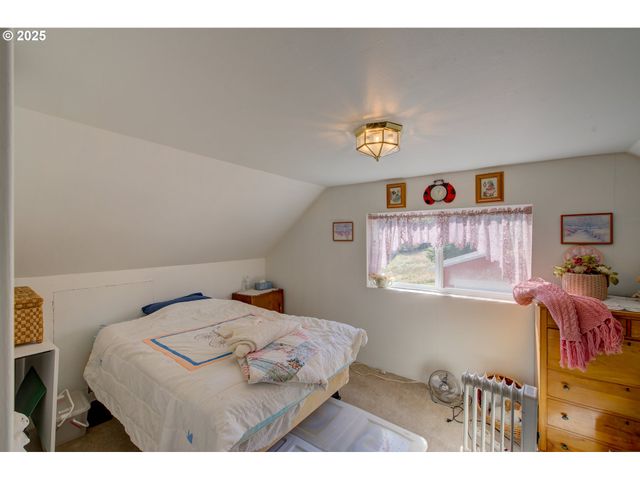 35539 LITTLE WALLUSKI Ln, Astoria, OR 97103