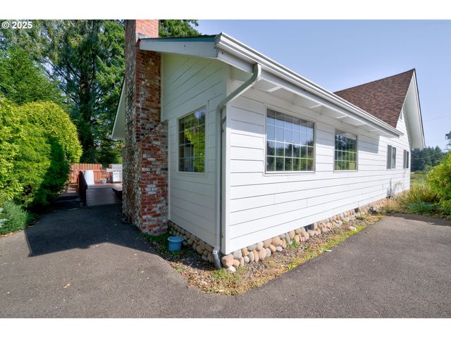 35539 LITTLE WALLUSKI Ln, Astoria, OR 97103