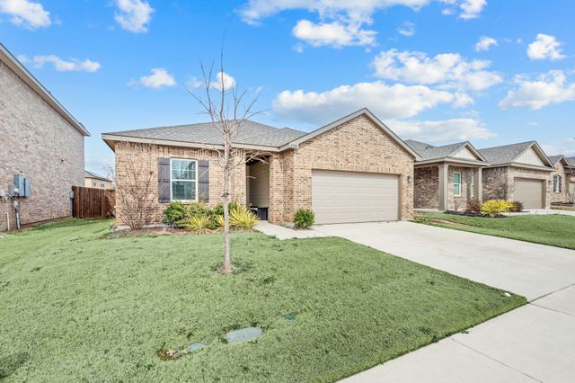 4724 Swan Neck Drive, Fort Worth, TX 76179