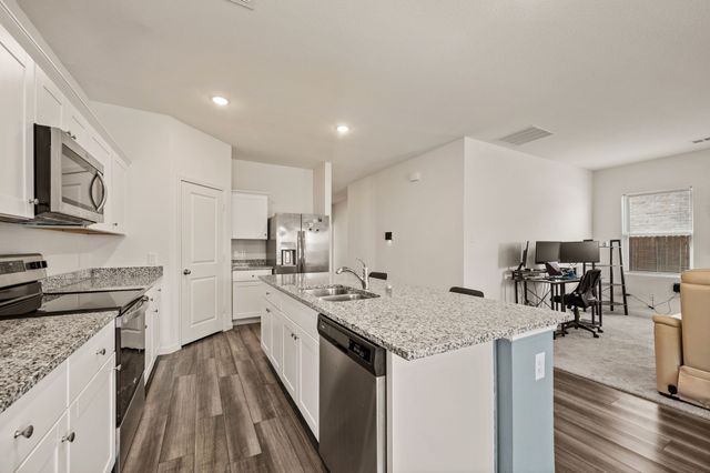 4724 Swan Neck Drive, Fort Worth, TX 76179