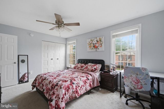 10025 MAPLE LEAF DR, Gaithersburg, MD 20886