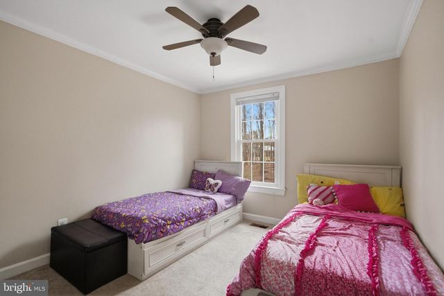 10025 MAPLE LEAF DR, Gaithersburg, MD 20886