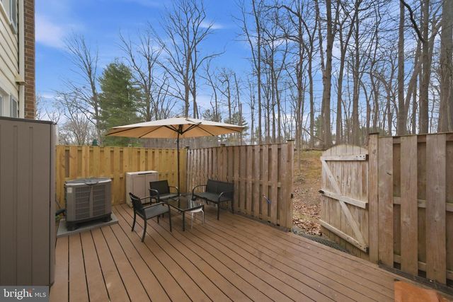 10025 MAPLE LEAF DR, Gaithersburg, MD 20886