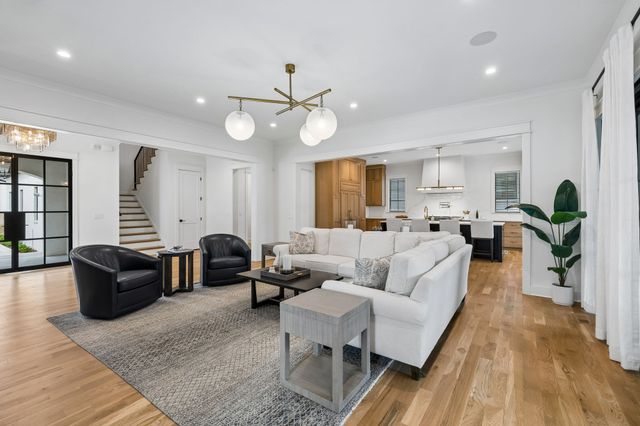 328 Kelly Glenn Ct, Brentwood, TN 37027