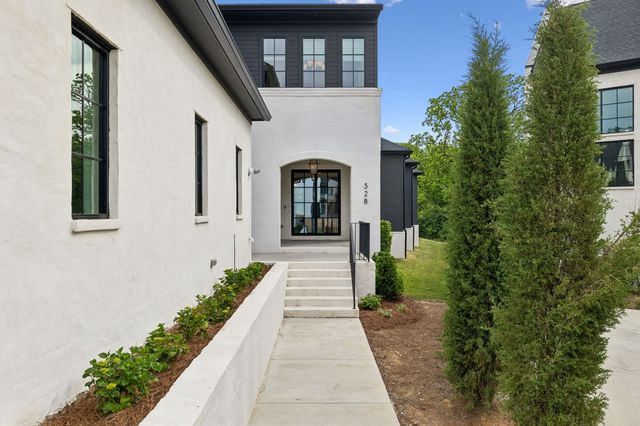 328 Kelly Glenn Ct, Brentwood, TN 37027