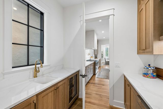 328 Kelly Glenn Ct, Brentwood, TN 37027