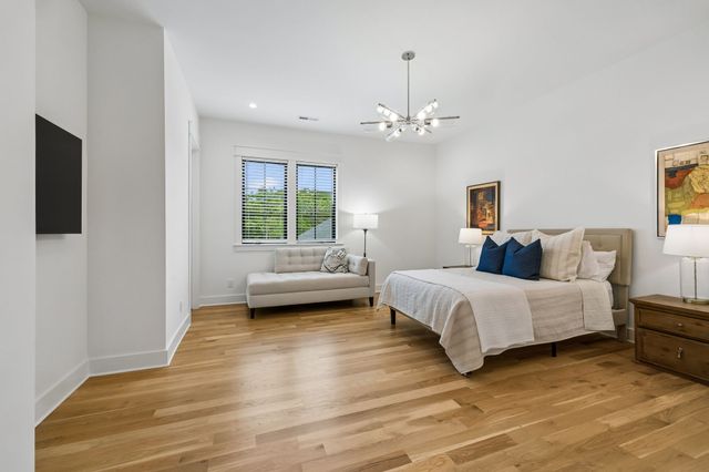 328 Kelly Glenn Ct, Brentwood, TN 37027