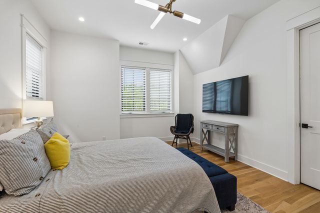 328 Kelly Glenn Ct, Brentwood, TN 37027