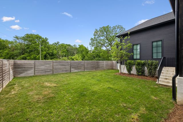 328 Kelly Glenn Ct, Brentwood, TN 37027