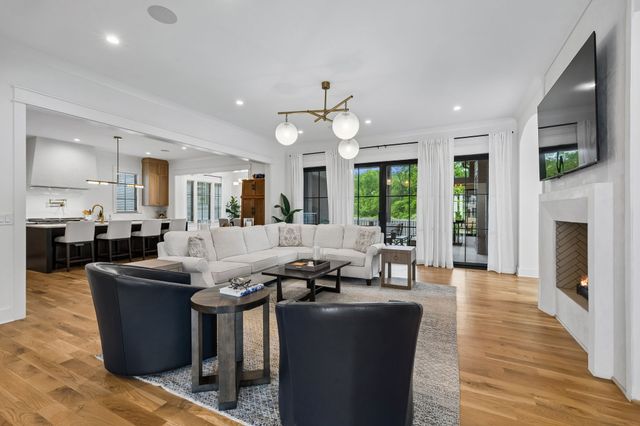 328 Kelly Glenn Ct, Brentwood, TN 37027