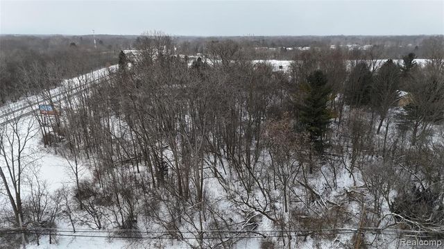 000 Davison Road, Davison, MI 48423