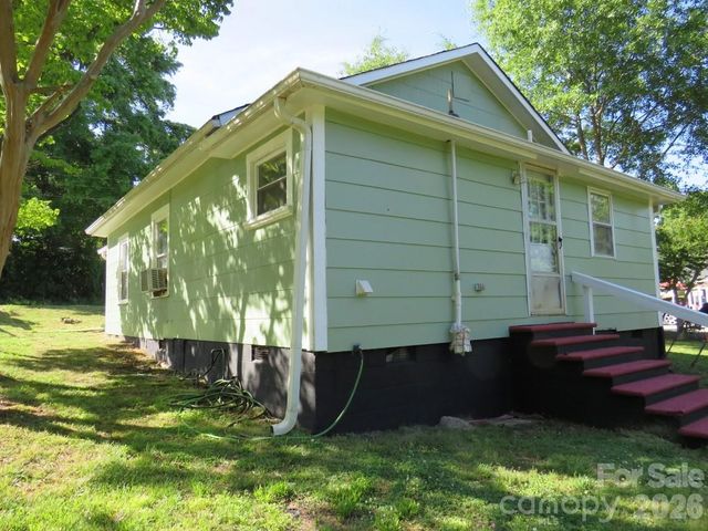406 River Drive, Gaffney, SC 29340