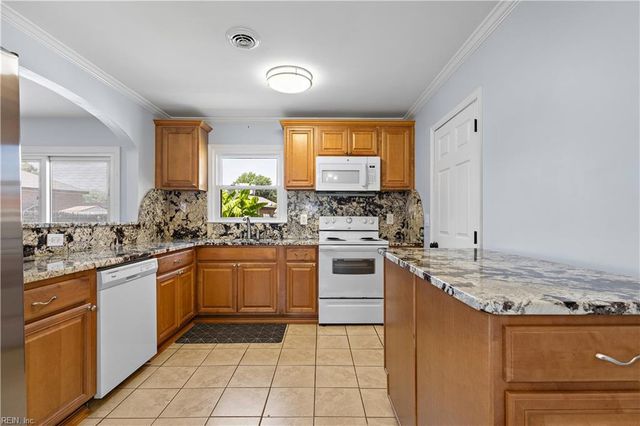 115 Virginia DR, Newport News, VA 23602