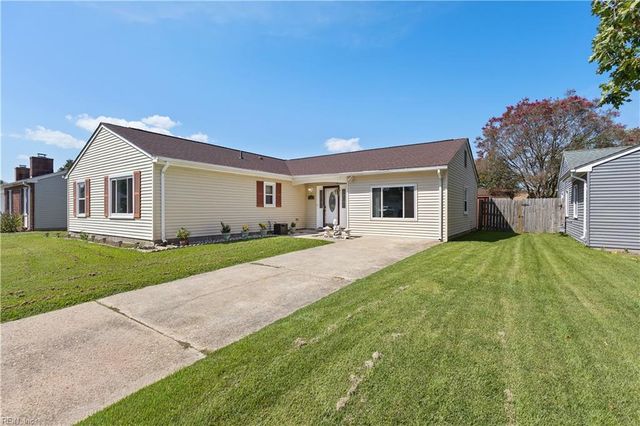 115 Virginia DR, Newport News, VA 23602