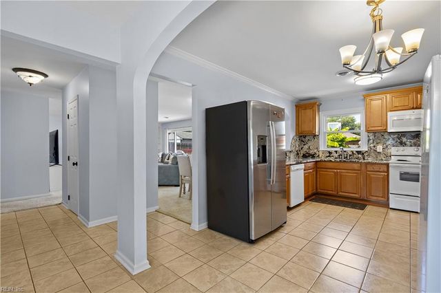 115 Virginia DR, Newport News, VA 23602