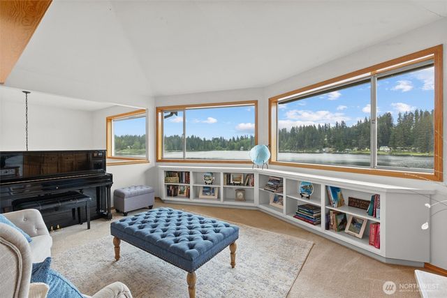 5627 W Flowing Lake Road, Snohomish, WA 98290