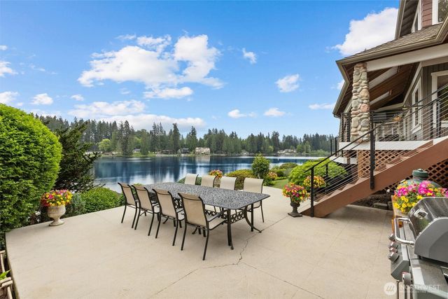 5627 W Flowing Lake Road, Snohomish, WA 98290