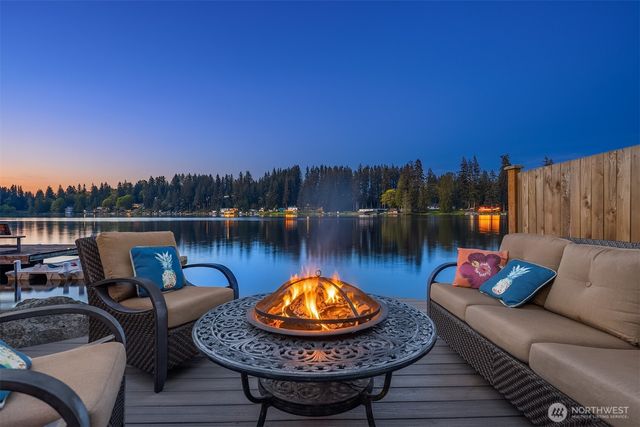 5627 W Flowing Lake Road, Snohomish, WA 98290