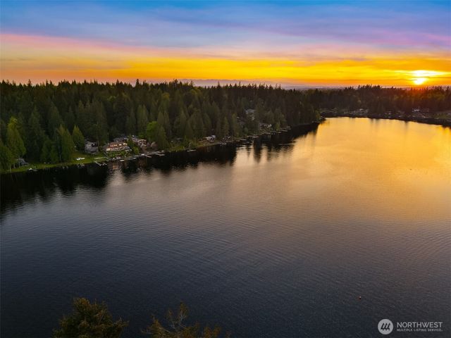 5627 W Flowing Lake Road, Snohomish, WA 98290