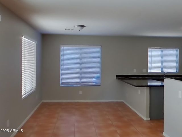 10625 W MONTE VISTA Road, Avondale, AZ 85392