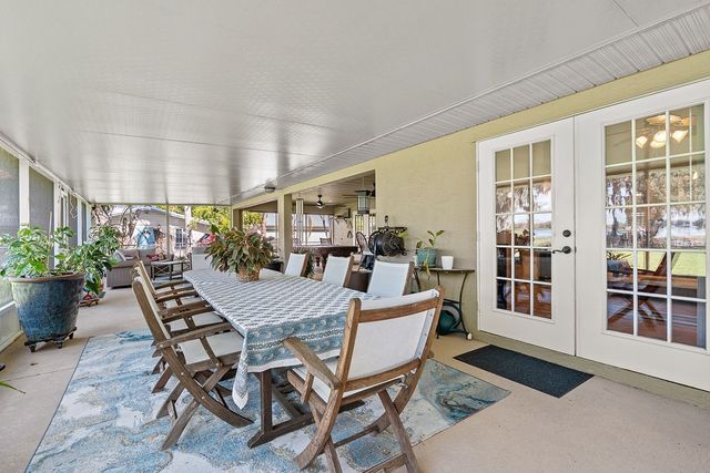 1360 Lake Josephine Drive, Out Of Area, FL 33875