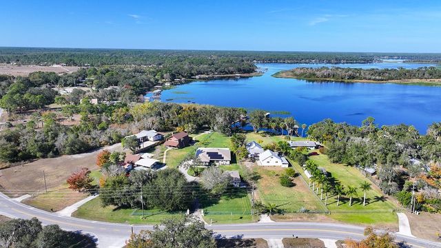 1360 Lake Josephine Drive, Out Of Area, FL 33875