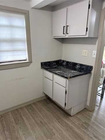 64 Neyland Street, Houston, TX 77022