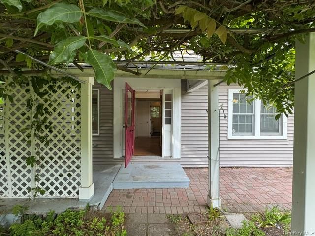 74 S Airmont Road, Suffern, NY 10901