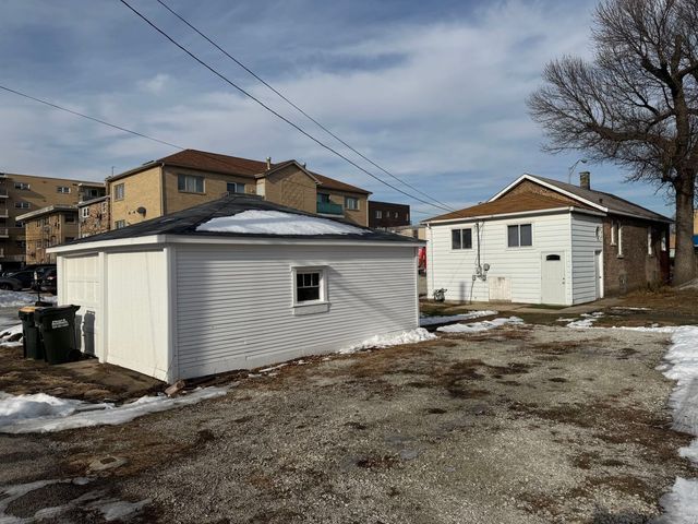 7907 W Grand Avenue, Elmwood Park, IL 60707