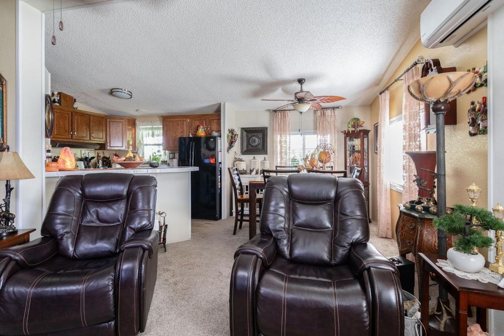 Image 12 of property listing at 8701 Highway 41 # 44, Fresno, CA 93720