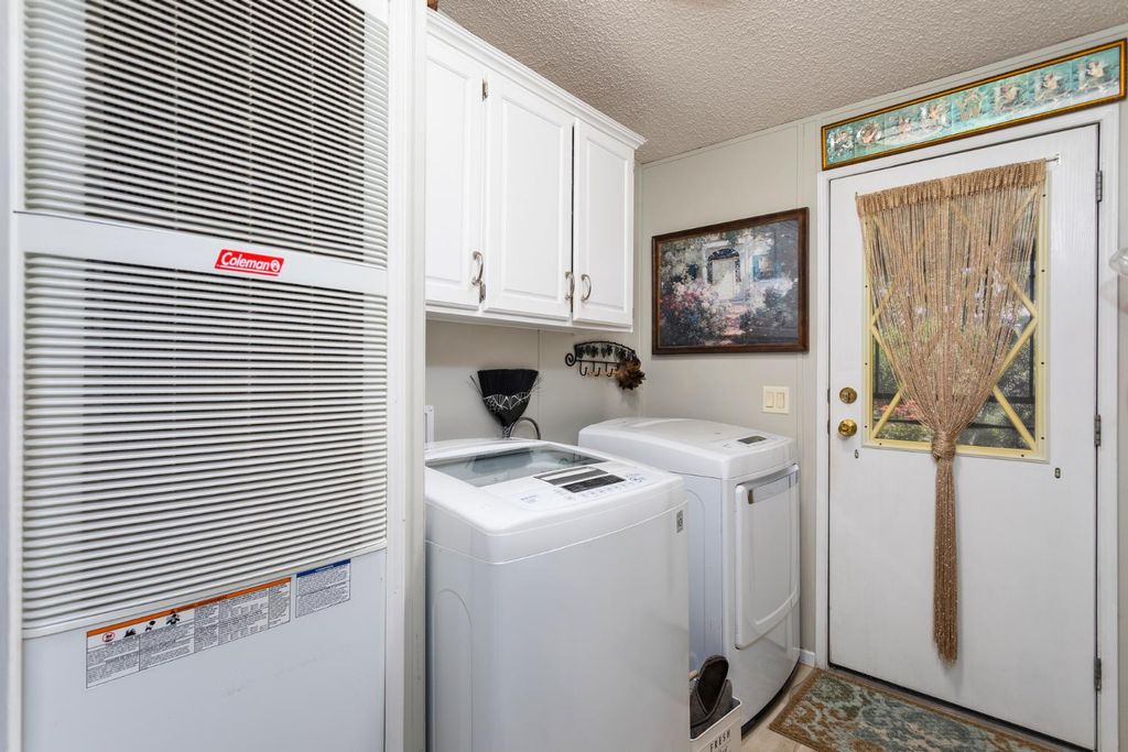 Image 18 of property listing at 8701 Highway 41 # 44, Fresno, CA 93720