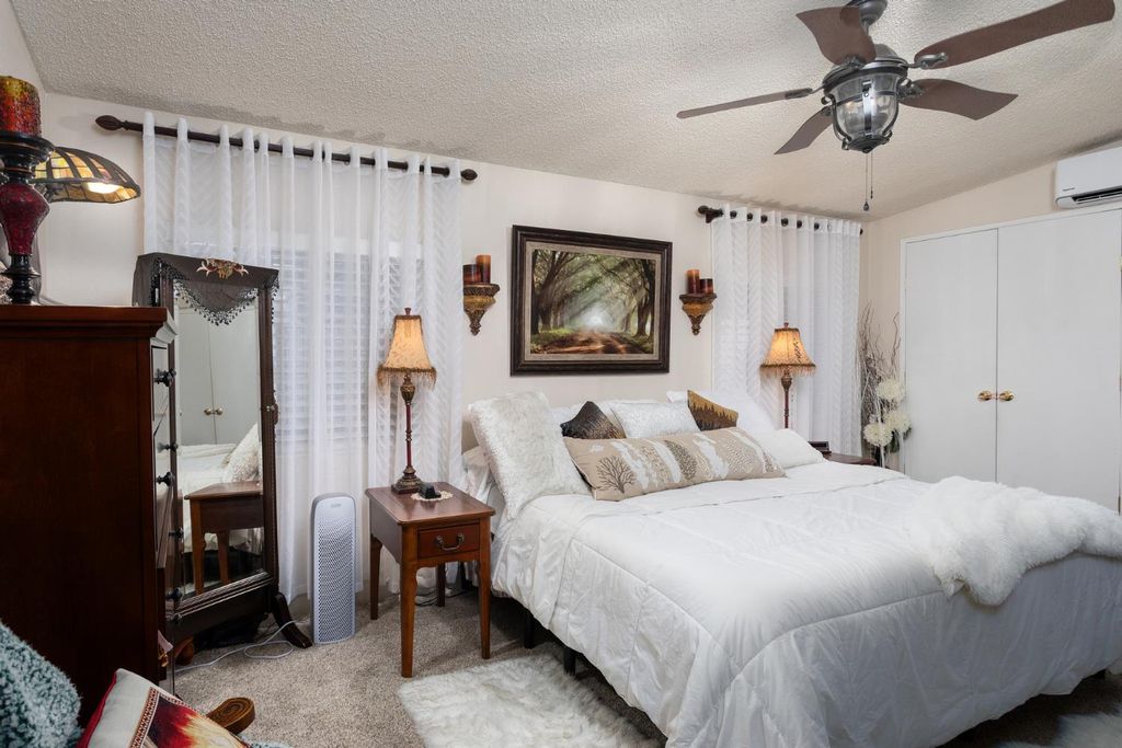 Image 24 of property listing at 8701 Highway 41 # 44, Fresno, CA 93720