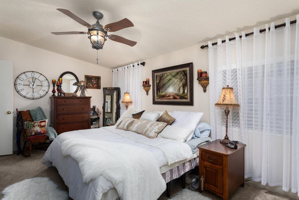 Image 27 of property listing at 8701 Highway 41 # 44, Fresno, CA 93720