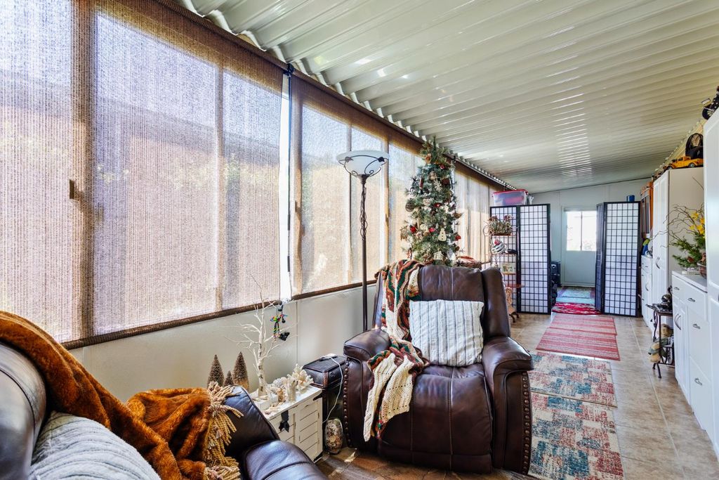 Image 32 of property listing at 8701 Highway 41 # 44, Fresno, CA 93720