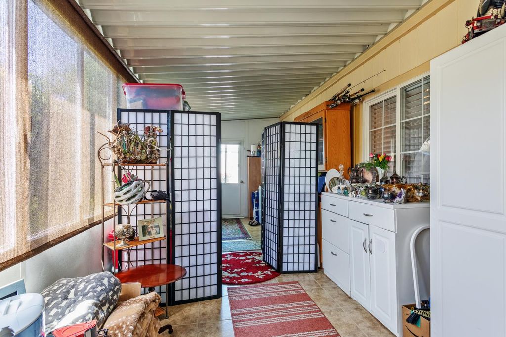 Image 35 of property listing at 8701 Highway 41 # 44, Fresno, CA 93720