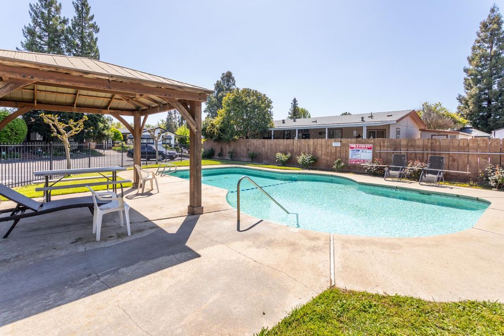 Image 57 of property listing at 8701 Highway 41 # 44, Fresno, CA 93720