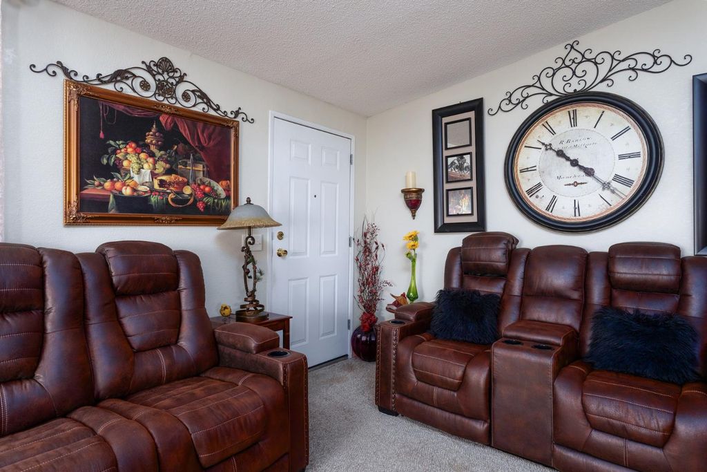 Image 8 of property listing at 8701 Highway 41 # 44, Fresno, CA 93720